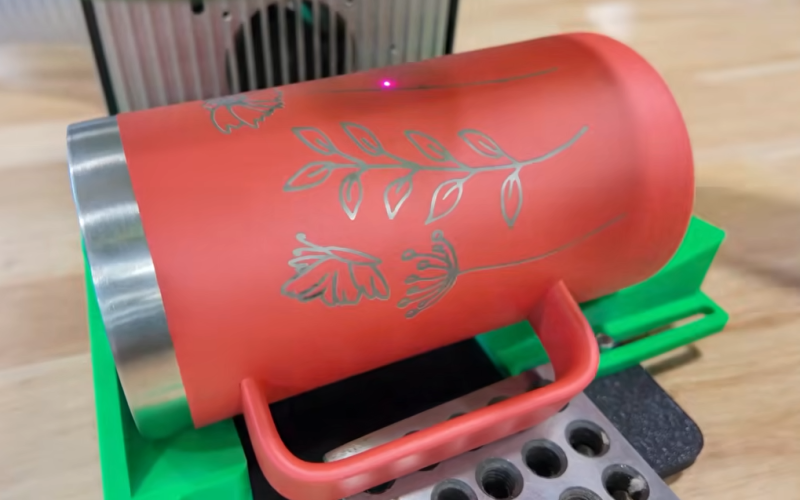 engrave-a-cylinder-without-a-rotary-attachment?-no-problem!