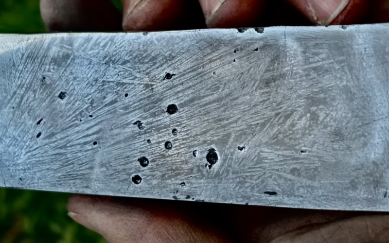 casting-meteorite-like-materials