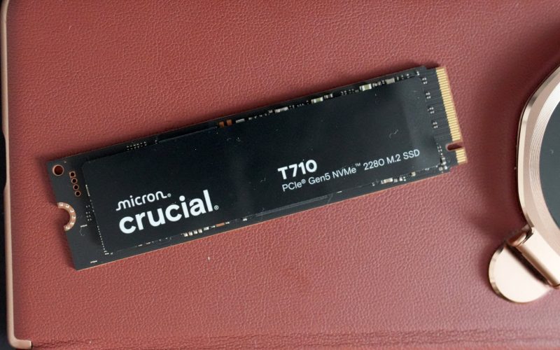 crucial-t710-review