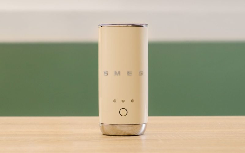 smeg’s-new-pint-sized-milk-frother-is-perfect-for-budding-baristas