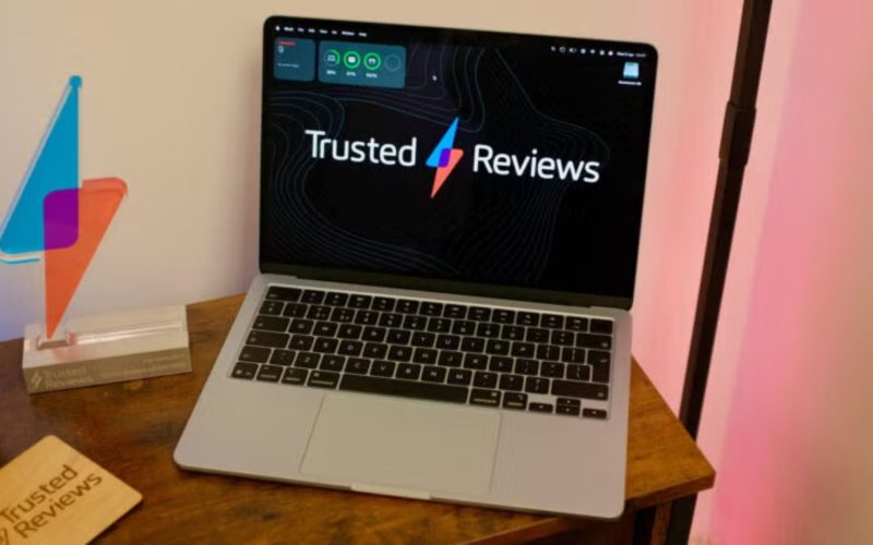 i-can’t-believe-how-cheap-the-macbook-air-is-for-prime-day