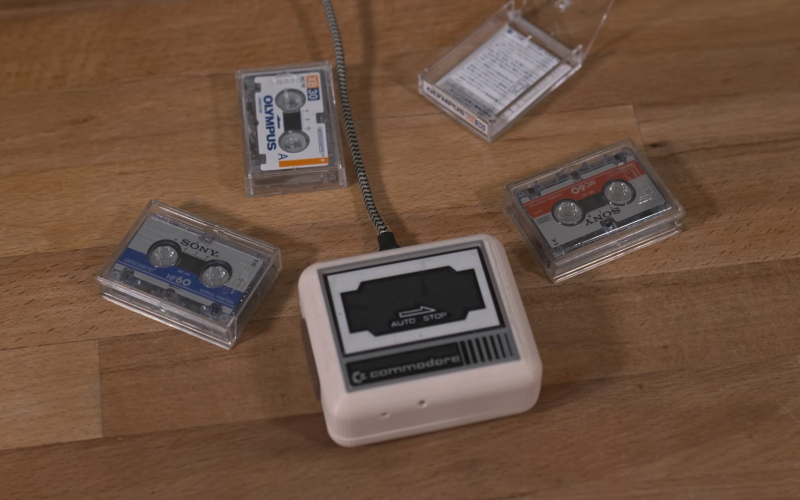 tiny-datasette-uses-usb-for-the-modern-day