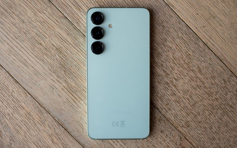 get-the-galaxy-ai-experience-on-the-cheap-with-this-stunning-galaxy-s25-offer