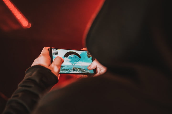 red-magic-2-gaming-phones-specs-revealed-in-new-teaser