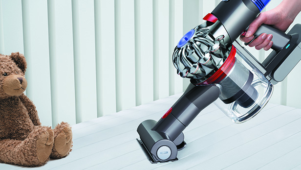 dyson-v8-cordless-vac-is-more-powerful,-lasts-twice-as-long