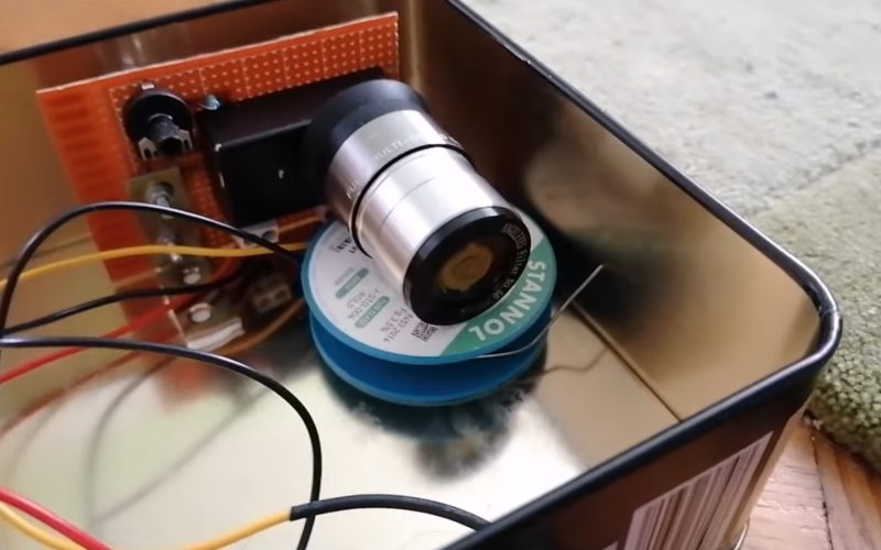 watching-radioactive-decay-with-a-homemade-spinthariscope