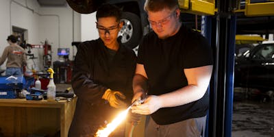 in-wisconsin,-dual-enrollment-stalls:-teachers-must-go-back-to-school