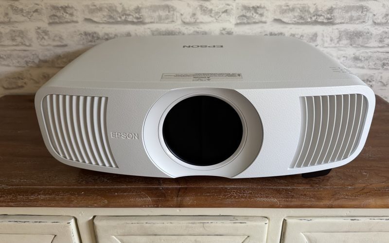 epson-eh-ls9000-review