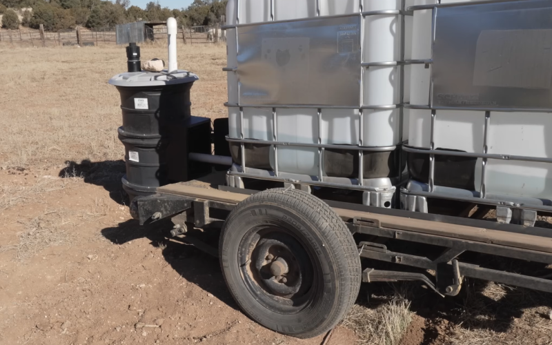 high-tech-trailer-brings-water-home
